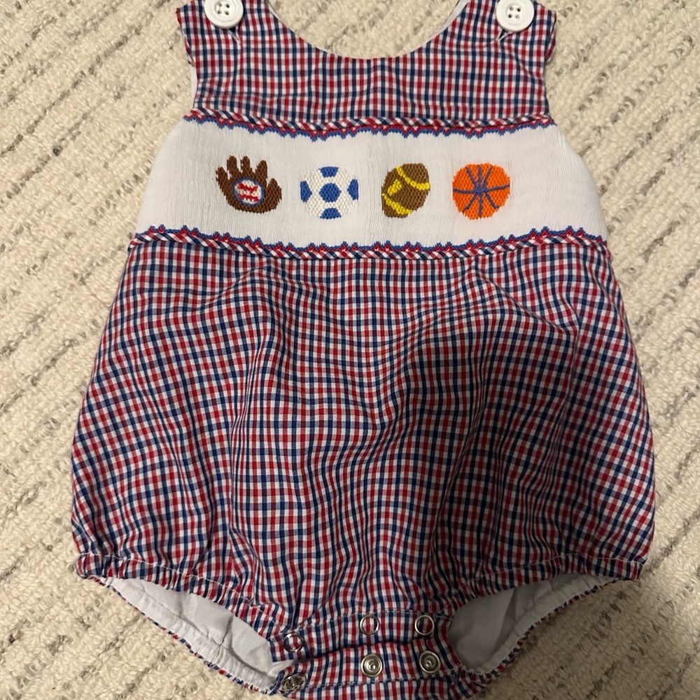 Red and blue sports smocked bubble